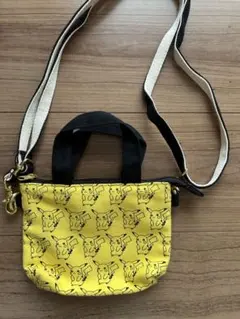ポケモン　ピカチュウ スマホ　ショルダー　バッグ
