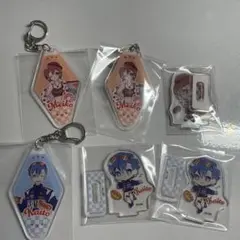 セリア 初音ミクアクリルキーホルダー＆アクリルスタンド MEIKO&KAITO