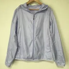 ユニクロ　ポケッタブルUVカットパーカ（Mサイズ）　※付属の収納袋なし