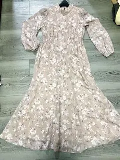 ウィルセレクション　花柄　ロングワンピース