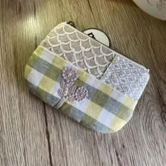 ミナペルホネン ⭐︎ がま口ポーチ 蝶々 ⭐︎ パッチワーク ①