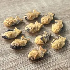 ミニチュアたい焼き　10個入り　フェイクフード　ミニチュア　たい焼き