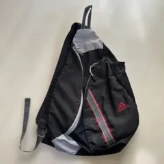 adidas スリングバッグ 黒/グレー