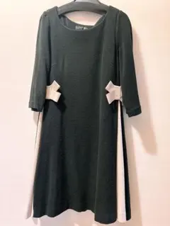 ユニバーバルミューズ　七分袖ワンピース　薄手フリース素材　リボン付き　膝丈