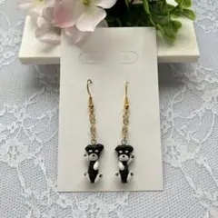 【シュナウザー】　犬　ハンドメイド　ピアス　樹脂粘土　寝転びシリーズ283