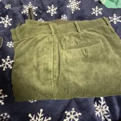 ユニクロコーデュロイ　アンクルパンツ