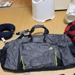 adidas 大容量ボストンバッグ グレー