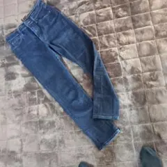 ユニクロ　スキニーフィット ストレートデニム　27インチ