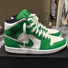 Nike Air Jordan 1 ラッキーグリーン