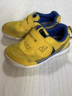 Item thumbnail for item e3201472-ed51-4d8a-90a8-4e8460f5bbb3