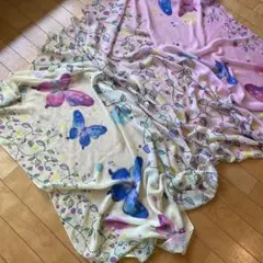 蝶と葉のプリント綿生地 大判ストール　115cm×176cm