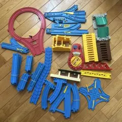 プラレール レールセット 多様なパーツ