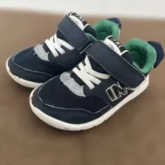 Item thumbnail for item fd3e099b-b71f-456d-b325-e73f200b0156