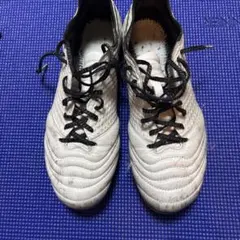 PUMA サッカーシューズ ホワイト/ブラックのサムネイル