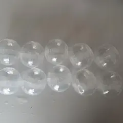 ガチャガチャ　空カプセル　大きめ②