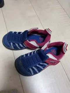 FME ネイビー/レッド サンダル