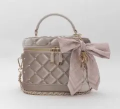 RANDA 2WAY リボンチャームキルティングバニティバッグ ピンク
