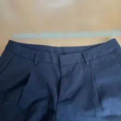 UNIQLO ブラック キュロット 64cm