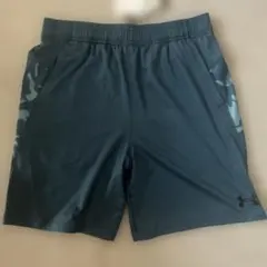 未使用UNDER ARMOUR ユース トレーニング 短パンツYXL ジュニア用のサムネイル