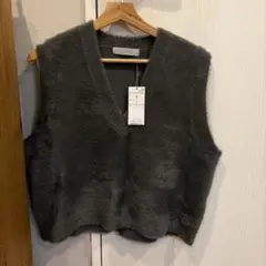 アンフィーロ　新品タグ付き　ニットベスト