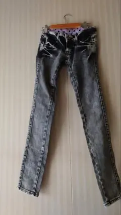 エドウィンサムシングVIENUS JEAN スキニーデニム ケミカルウォッシュのサムネイル