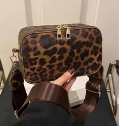 残り1点⚠️ZARAジャンル 海外ブランド ヒョウ柄ショルダーバッグ コンパクト