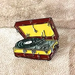 レコードプレーヤー② ピンバッジ ピンズ ブローチ