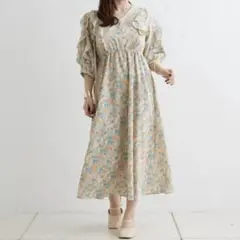 NICE CLAUP 花柄Vネックフリルワンピース