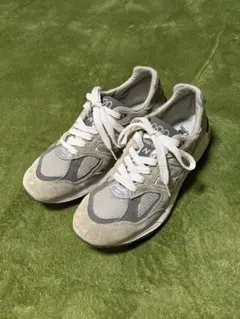 ニューバランス990GY2