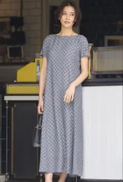 美品】自由区 ハーバルフロープリントワンピース 40 花柄 ウエスト