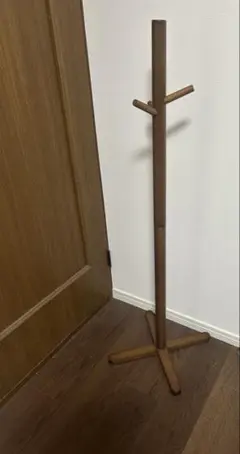 洋服掛けのサムネイル