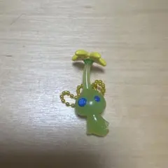 ヒカリピクミン　チャーム　大人気のサムネイル
