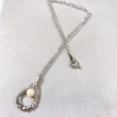 Item thumbnail for item fce8a6a4-daa4-4e4c-8c50-8d97d660c3d5