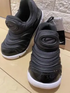 メリーちゃん専用新品Nike ダイナフリースリッポン16㎝