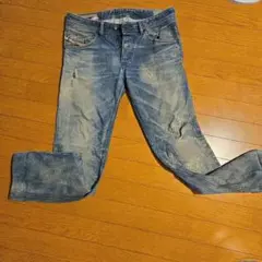 最安値　DIESELライトブルーダメージデニム W30 T34