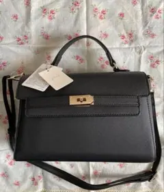 黒 ショルダーバッグ 〈grove〉