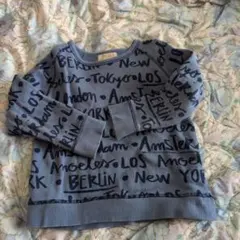 都市名プリント グレー トレーナー