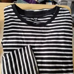 uniqlo 長袖tシャツ