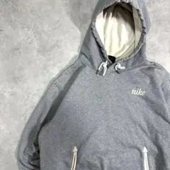 NIKE 00s パーカー フーディ ワンポイント 刺繍ロゴ グレー L