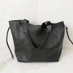 【ZARA BASIC】大容量 レザータッチ トートバッグ ブラック 黒のサムネイル
