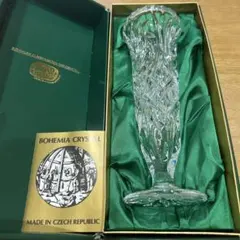 ボヘミアクリスタル フラワーベース　花瓶 レッドクリスタル 新品未使用