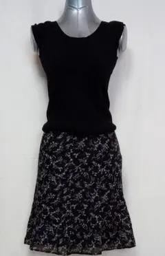 ◆3点1200円◆　COMME CA ISM  スカート  M　花柄　黒　綿