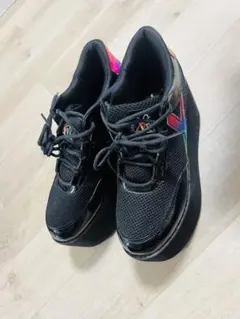 YRU 厚底スニーカー　希少のサムネイル