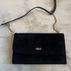 AHKAH スエード 黒 クラッチバッグ
