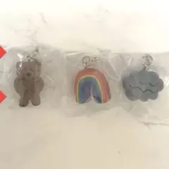 DaisukeKondoめじるしアクセサリー　くま　にじ