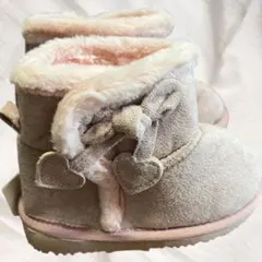 【新品・タグつき】キッズファーブーツ ピンク ハートリボン