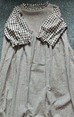 ピンクハウス　後裾被せフリルチュニック　パープル系チェック ピンクハウス 後裾被せフリルチュニック パープル系チェック - メルカリ
