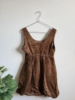 ブラウンのコーデュロイミニワンピース