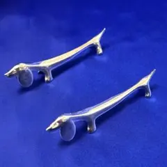 【匿名配送】犬モチーフ　金属製箸置き　2個セット