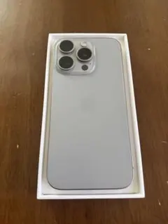 2026年最新】iPhone 15 Pro ナチュラルチタニウムの人気アイテム